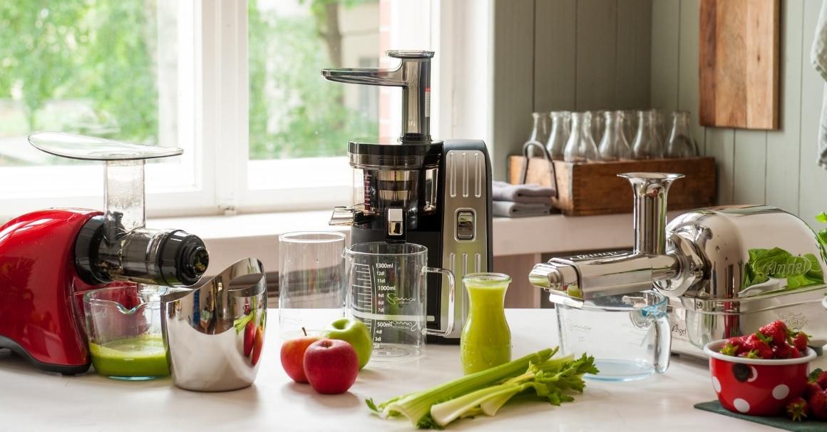 7 Best Masticating Juicer Options for Homemade Juice in 2023