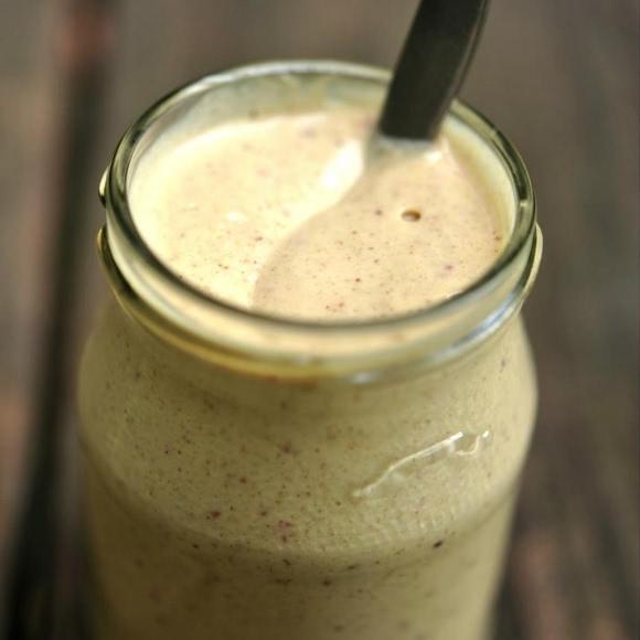 White smoothies recipe with coconut puree