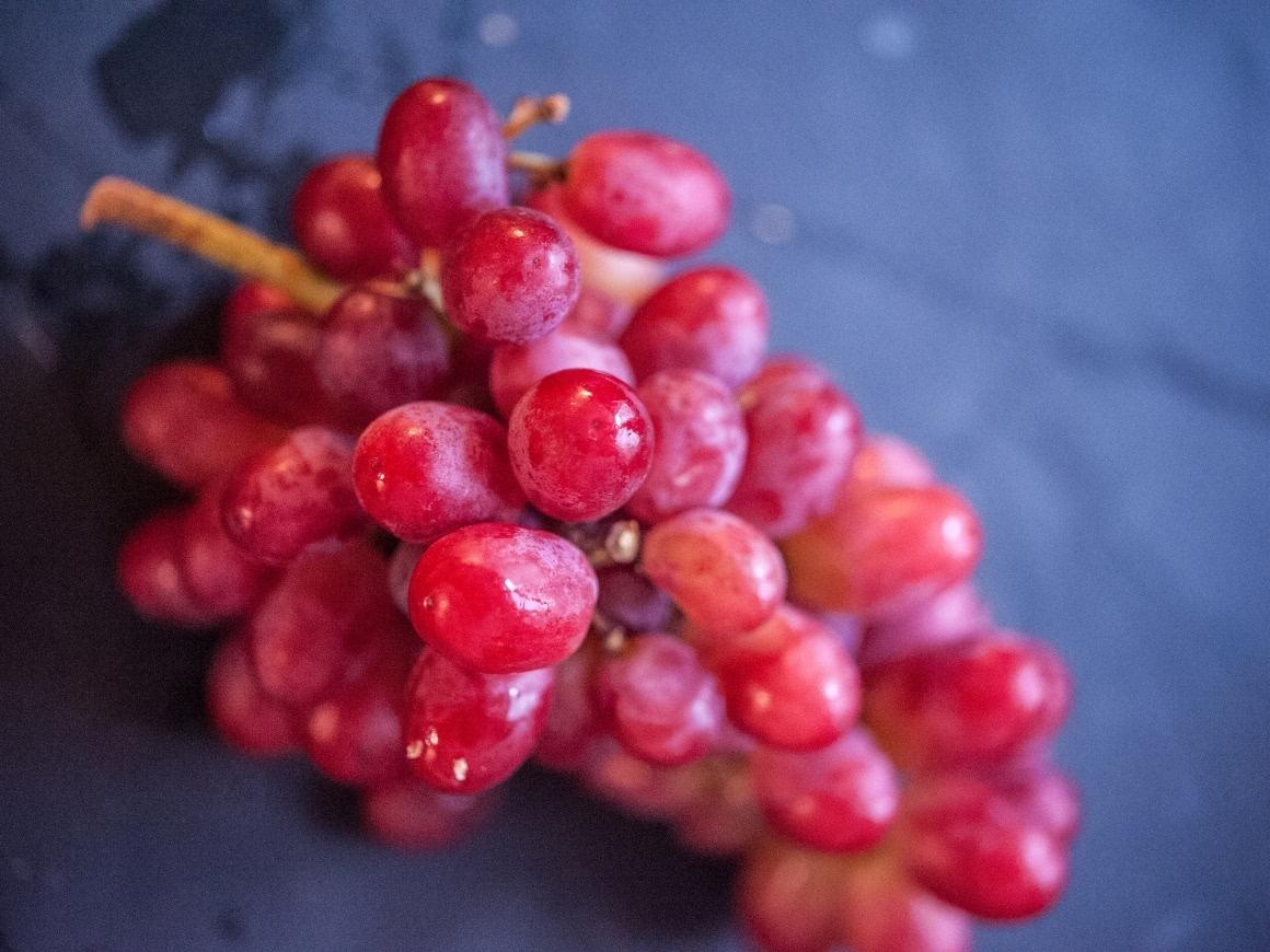 Reddish grapes