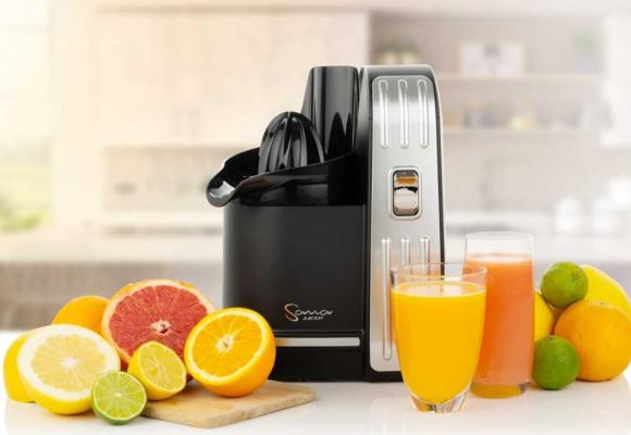 Sana Juicer-828 with lemon juicer attachment for convenient production of freshly squeezed citrus juices.